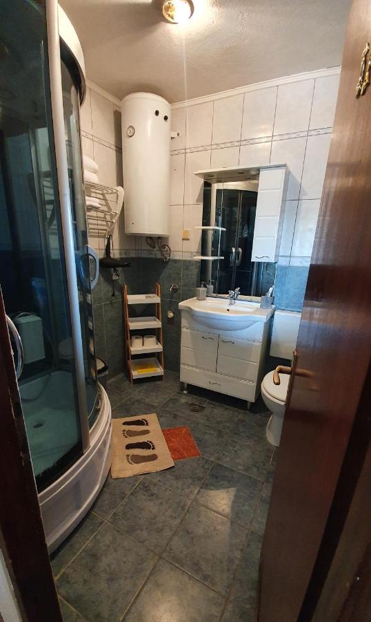 Apartman Caco3 - Potpuno Opremljen Stan U Blizini Plitvickih Jezera Korenica Buitenkant foto