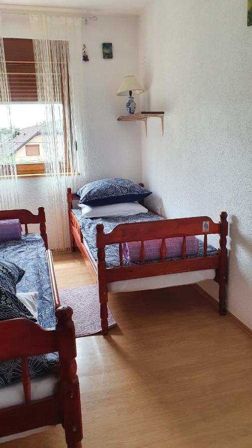 Apartman Caco3 - Potpuno Opremljen Stan U Blizini Plitvickih Jezera Korenica Buitenkant foto