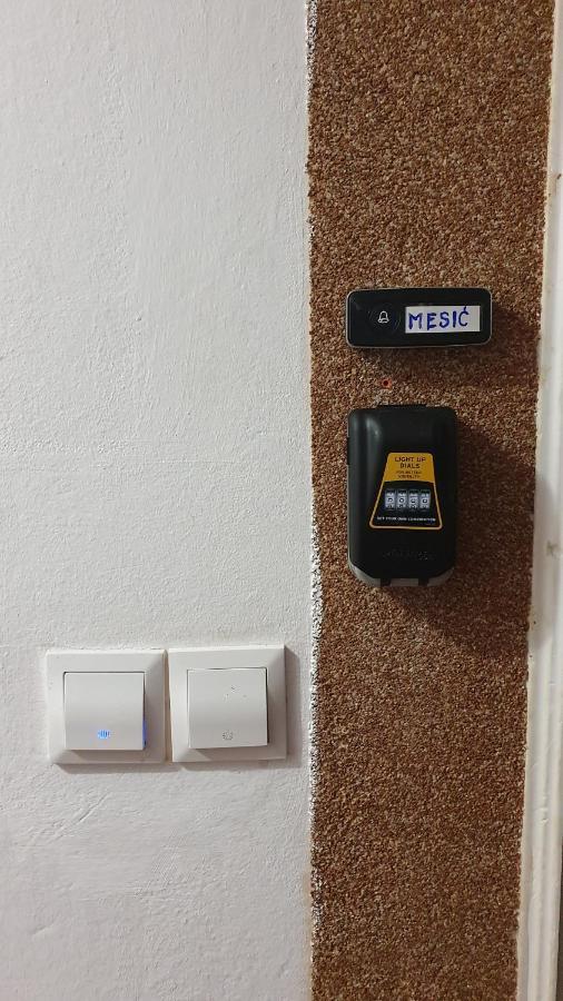 Apartman Caco3 - Potpuno Opremljen Stan U Blizini Plitvickih Jezera Korenica Buitenkant foto